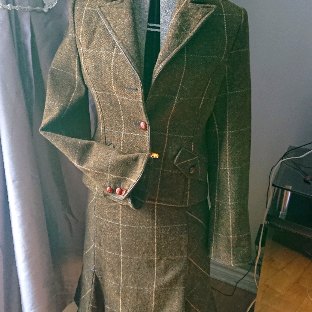 Vintage classic 2 piece buisness suit